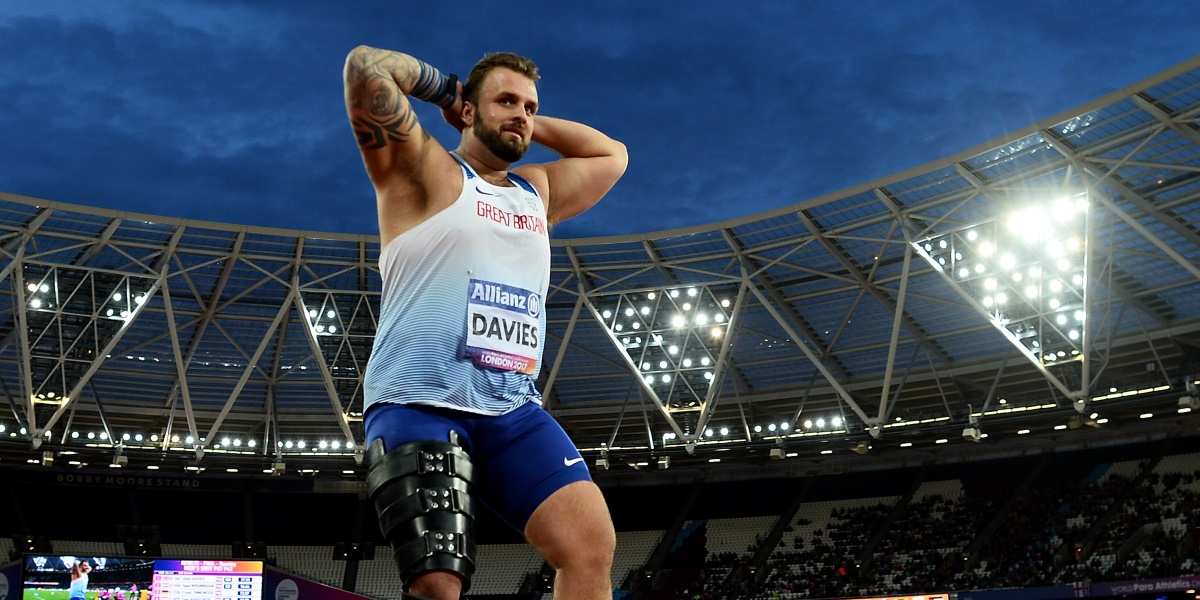 LONDON 2017 THROWBACK: DAVIES' WORLD RECORD TAKES CENTRE STAGE