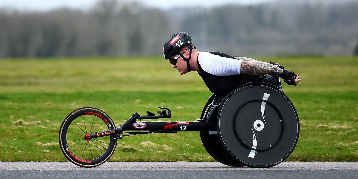 DAVID WEIR AND SHELLY WOODS TRIUMPHANT AT THE MÜLLER 2021 WHEELCHAIR MARATHON, THRUXTON